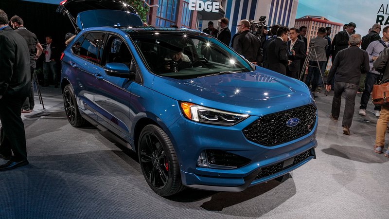 2019 Ford Edge ST